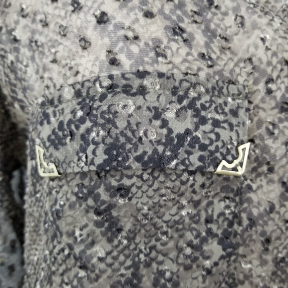 OUTBACK RED | long sleeve animal print blouse - Picture 3 of 7